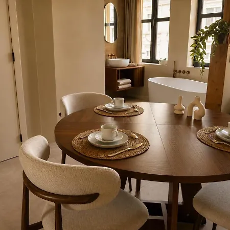 The Grand & Luxurious Loft خنت